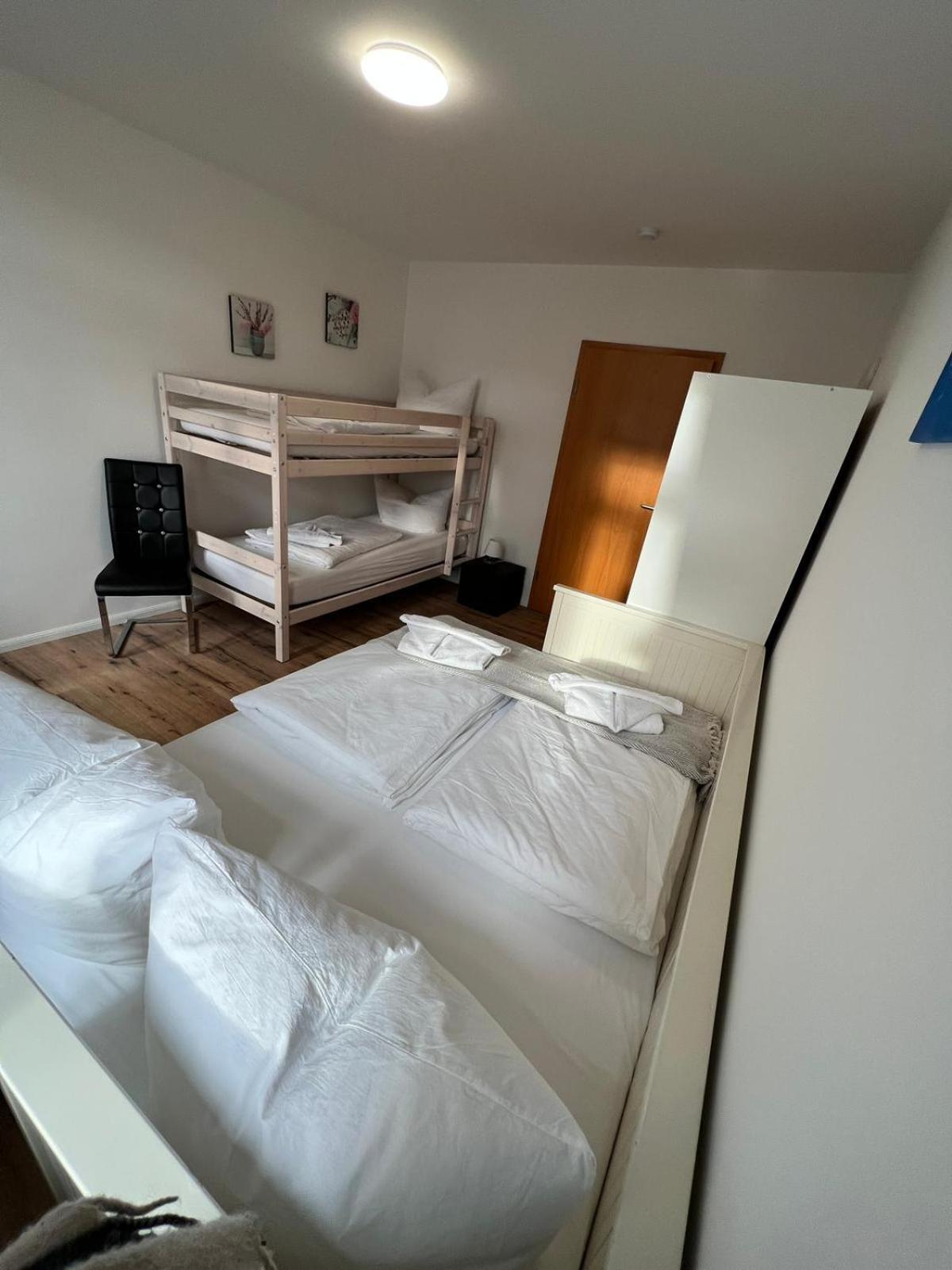 Apartment Bernstein Ruhig, Familienfreundlich Mit Garten Rostock Bagian luar foto