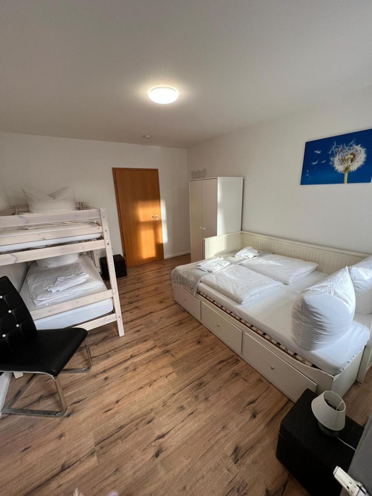 Apartment Bernstein Ruhig, Familienfreundlich Mit Garten Rostock Bagian luar foto