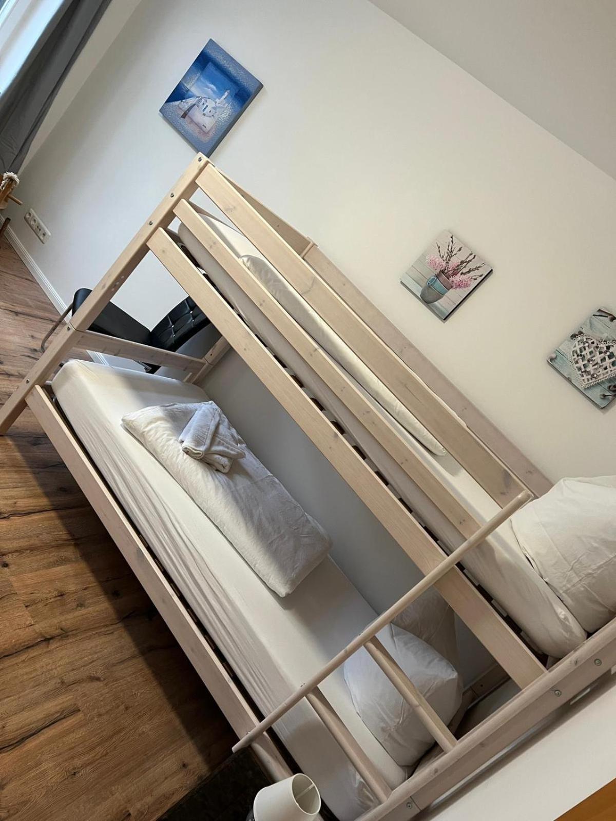 Apartment Bernstein Ruhig, Familienfreundlich Mit Garten Rostock Bagian luar foto