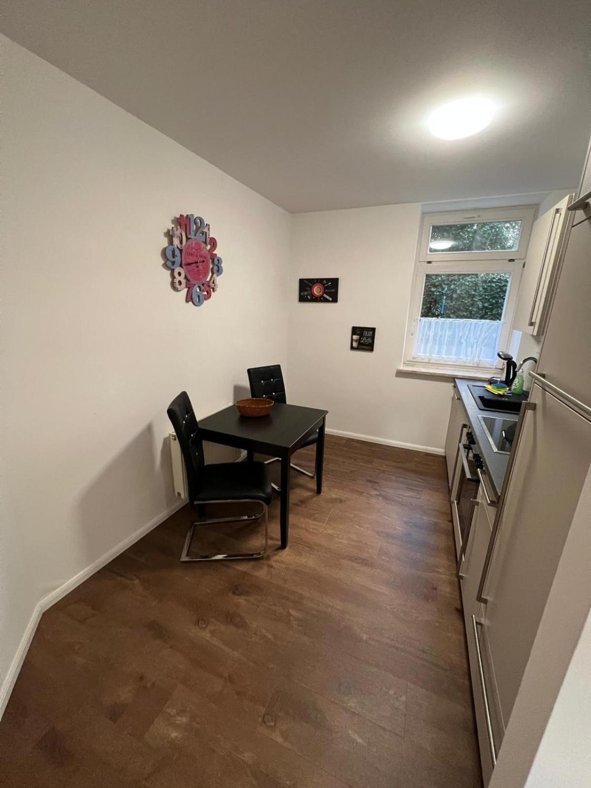 Apartment Bernstein Ruhig, Familienfreundlich Mit Garten Rostock Bagian luar foto