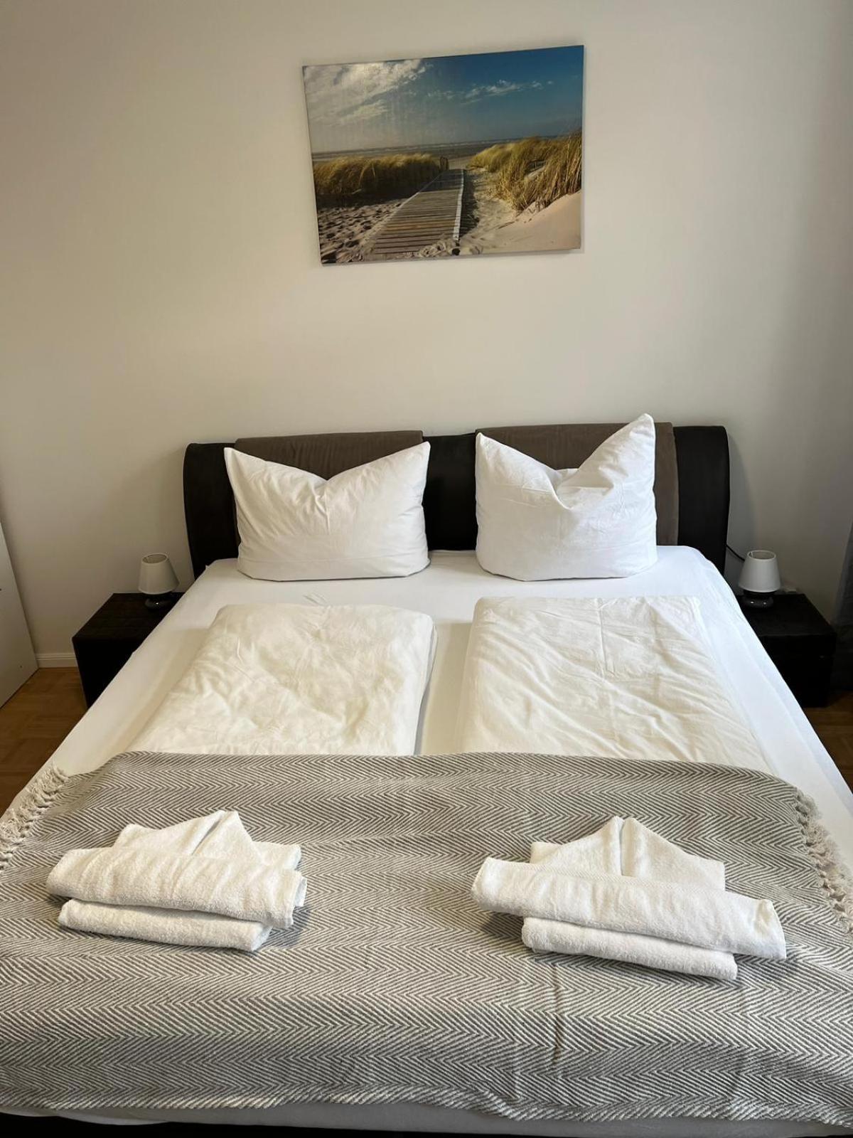 Apartment Bernstein Ruhig, Familienfreundlich Mit Garten Rostock Bagian luar foto