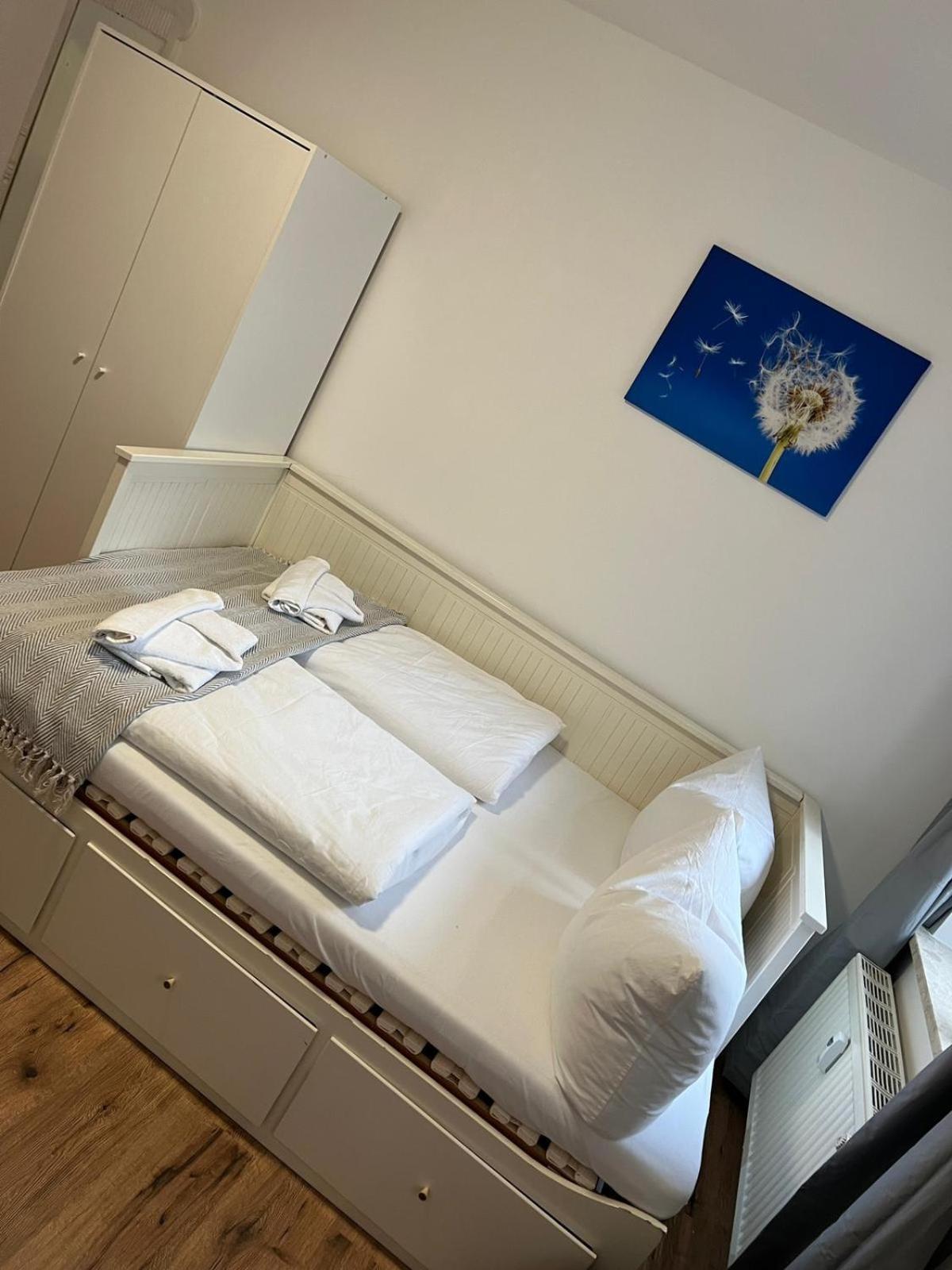 Apartment Bernstein Ruhig, Familienfreundlich Mit Garten Rostock Bagian luar foto